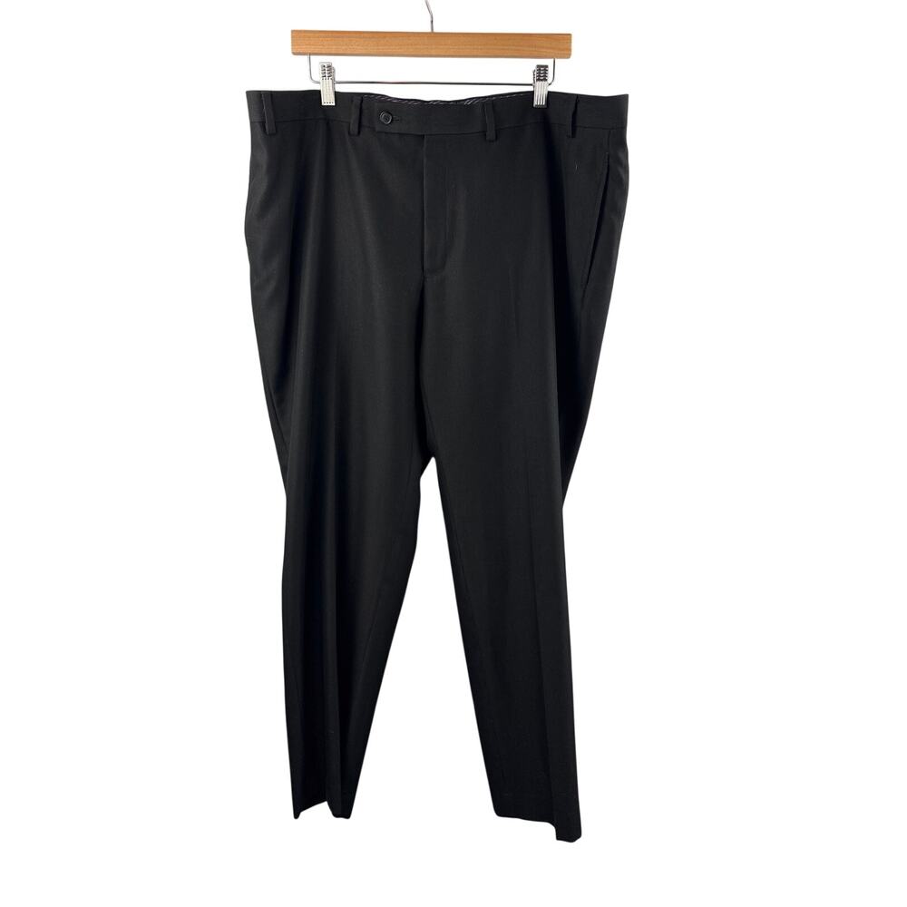 Men’s Van Heusen Studio Size 42Wx30L Black Slacks